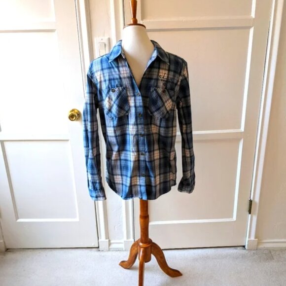 Carhartt plaid button down shirt Size medium - Picture 1 of 7